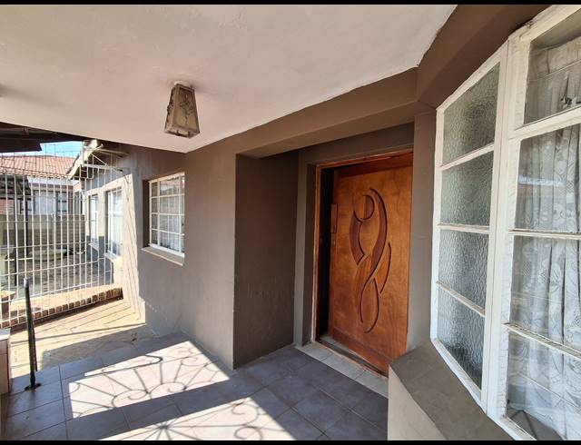 4 BEDROOM FREESTANDING FOR SALE IN ELANDIA